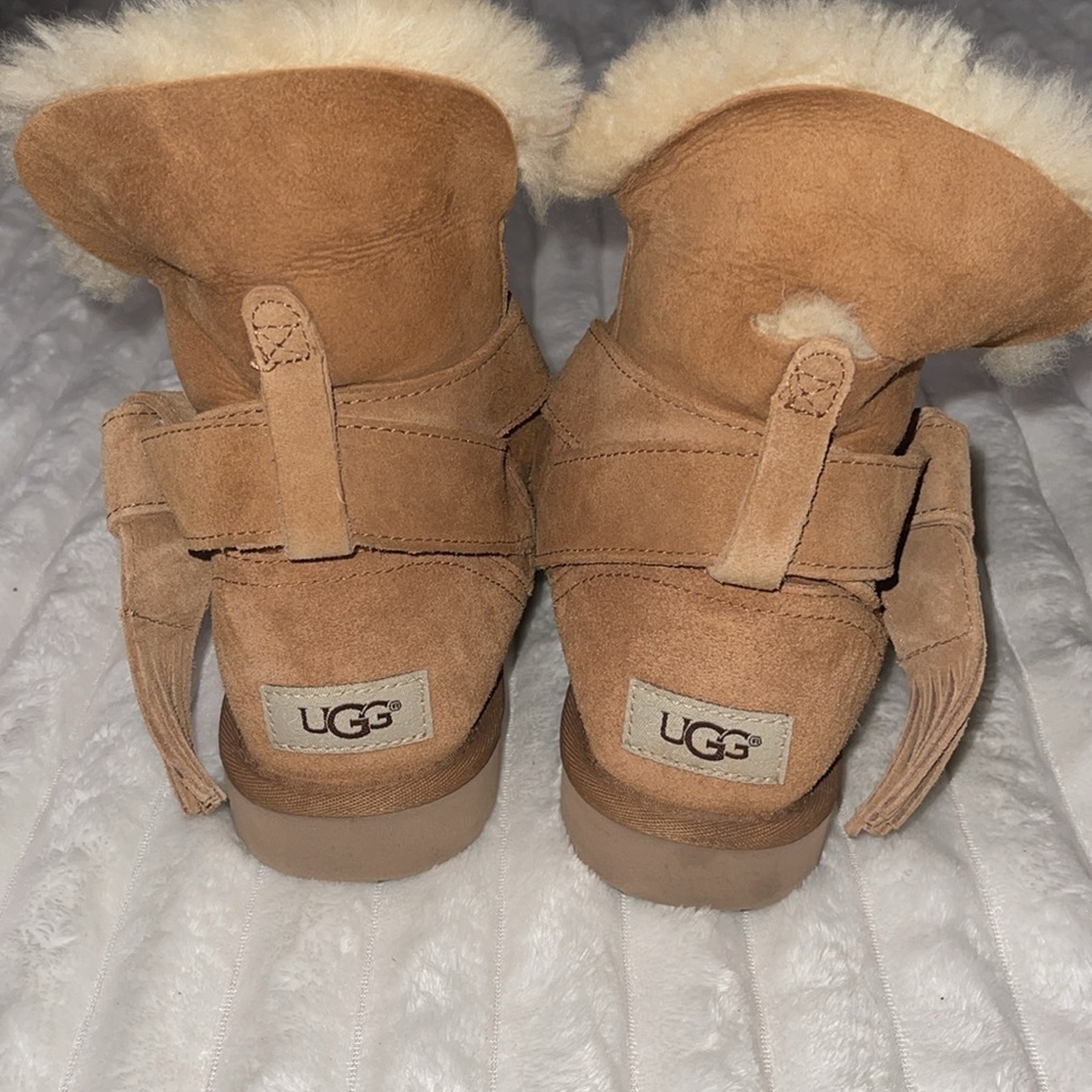 UGG Kaspar Boots | Size 5 Women - Picture 4 of 11